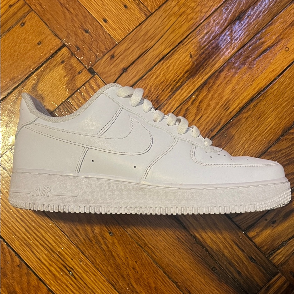 Nike Men's Classic White Air Sneakers